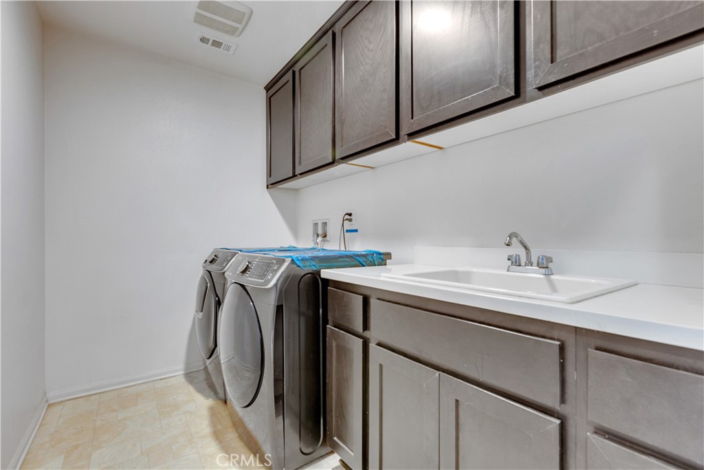 MLS #AR25100495 img 17