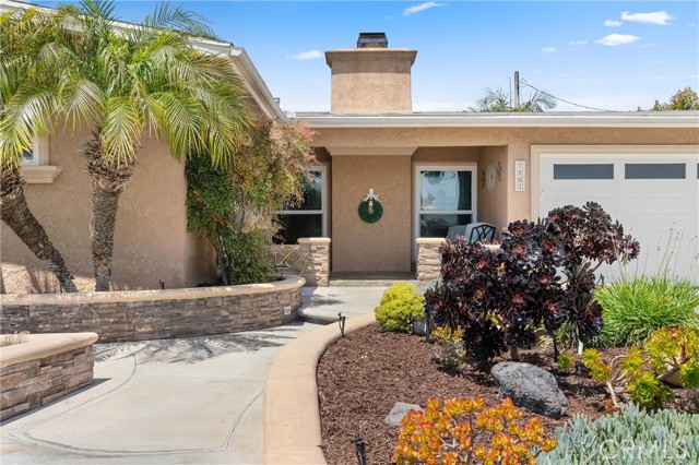 Detail Gallery Image 3 of 35 For 7561 Rhine Dr, Huntington Beach,  CA 92647 - 4 Beds | 2 Baths