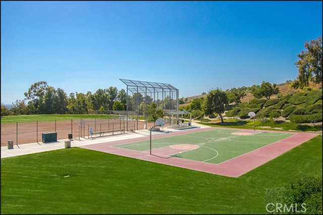 21312 Tupelo Lane, Lake Forest CA: https://media.crmls.org/medias/b0a6da8a-97ba-4343-9995-c47e2e164a7b.jpg