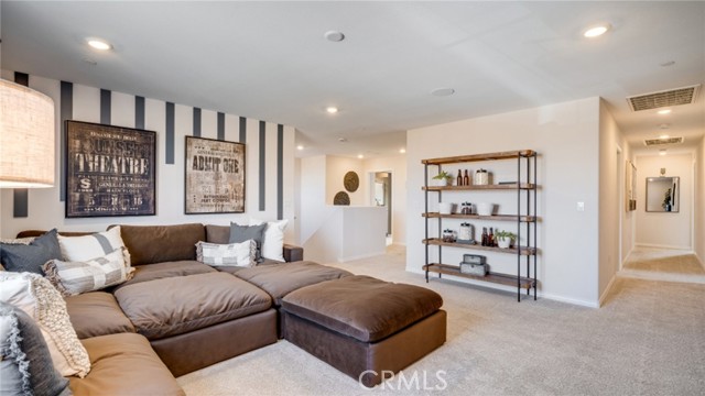 Detail Gallery Image 11 of 25 For 2392 Peach Tree Ln, Perris,  CA 92570 - 5 Beds | 3/1 Baths