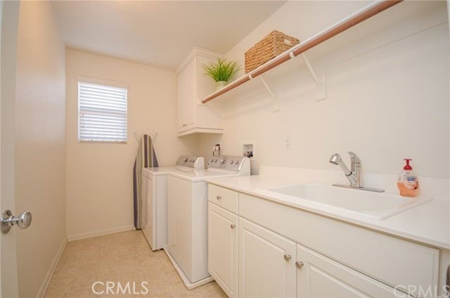 33864 Pegase, Temecula CA: https://media.crmls.org/medias/b0a84493-2487-4748-bc04-7d73eb1b3a50.jpg