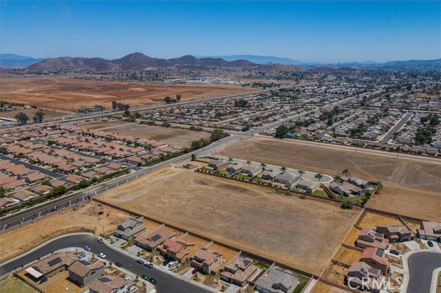 1246 Barnett, Menifee CA: https://media.crmls.org/medias/b0a96d83-fff8-4689-a2ee-4b5b4d835ab7.jpg
