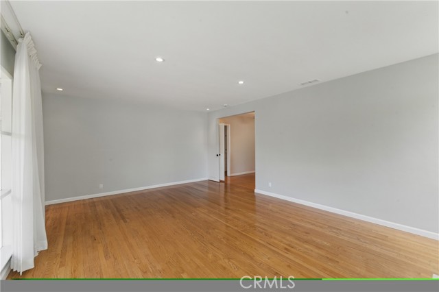 544 Calle Mayor, Redondo Beach CA: https://media.crmls.org/medias/b0a97f32-796c-4938-81f7-c83e45dd8151.jpg