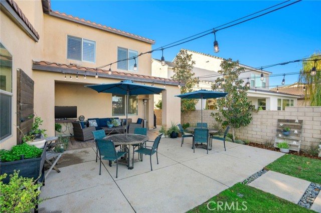 25140 Golden Maple Drive, Canyon Country CA: https://media.crmls.org/medias/b0a9ce8c-4741-40cc-a54b-df2eb46c0fe3.jpg