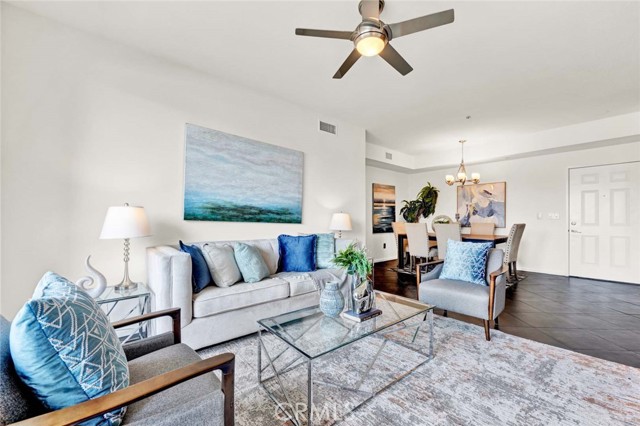 1801 E Katella Avenue, Anaheim CA: https://media.crmls.org/medias/b0a9ee79-c3e3-4a06-a4ef-4efe1e9b340f.jpg