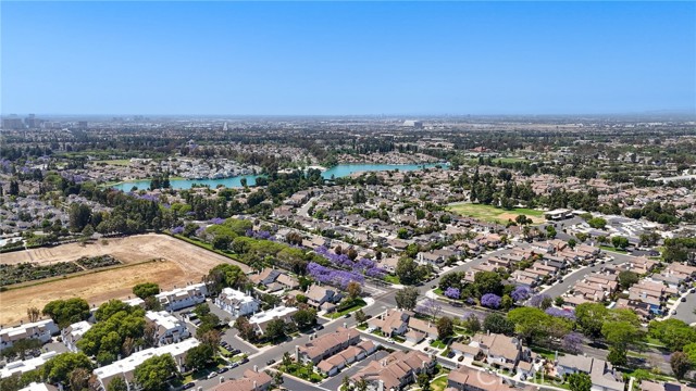 226 Greenmoor, Irvine CA: https://media.crmls.org/medias/b0aa81c8-17d8-4733-aa4b-675501c4522f.jpg