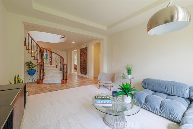 22 Modesto, Irvine CA: https://media.crmls.org/medias/b0ab4138-173d-494e-8e3b-df919d433bd7.jpg