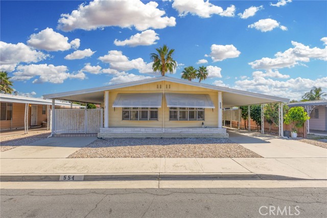 Detail Gallery Image 2 of 24 For 554 Castille, Hemet,  CA 92543 - 3 Beds | 2 Baths