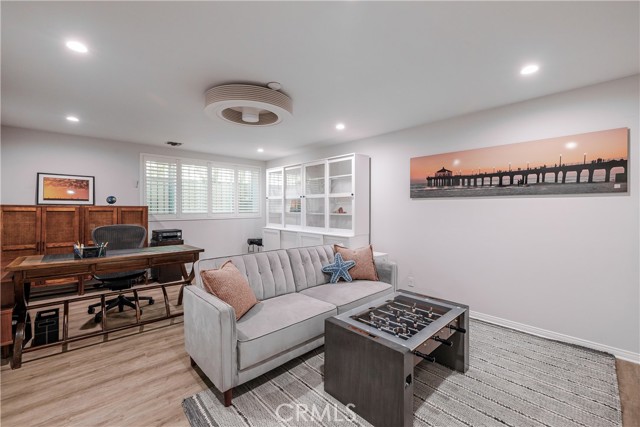 Detail Gallery Image 42 of 51 For 1219 S Catalina Ave, Redondo Beach,  CA 90277 - 4 Beds | 3/1 Baths