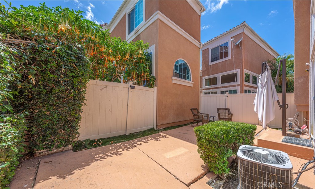 MLS #OC26118290 image #32