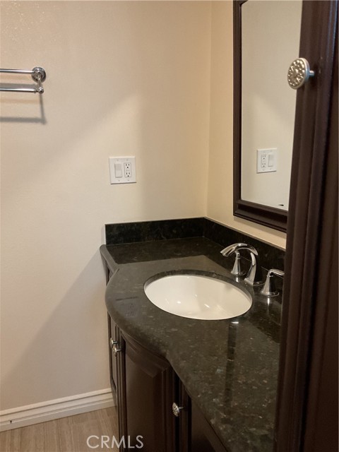 Detail Gallery Image 8 of 15 For 1627 W 65th St, Los Angeles,  CA 90047 - 3 Beds | 2 Baths