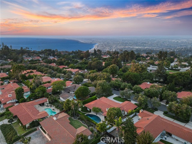 2440 Via Sonoma, Palos Verdes Estates, California 90274, 3 Bedrooms Bedrooms, ,1 BathroomBathrooms,Residential,Sold,Via Sonoma,SB23183122