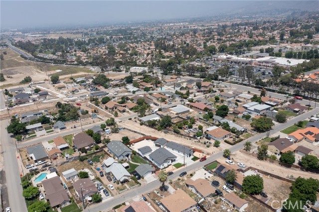 7972 Cortez Street, Highland CA: https://media.crmls.org/medias/b0afd34d-6b5d-44b9-bc3f-cdbbf6eb6a70.jpg