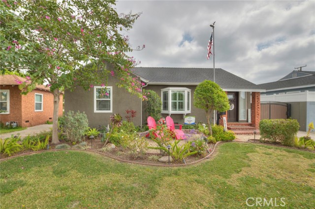 Front Image Thumbnail for CRDW26049076