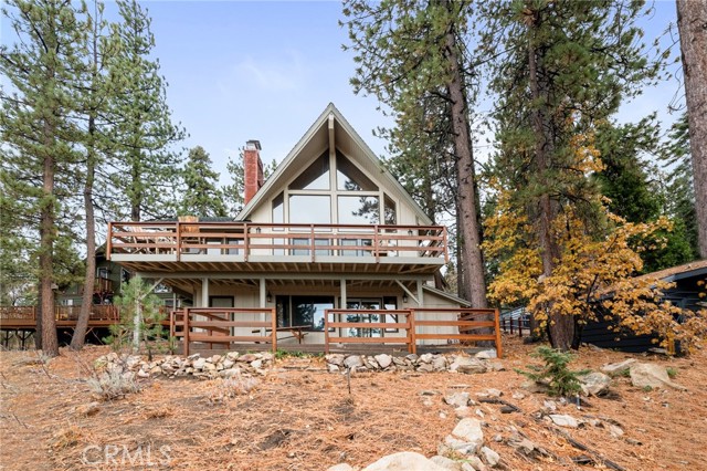 Detail Gallery Image 2 of 36 For 1265 Balsam Dr, Big Bear Lake,  CA 92315 - 3 Beds | 4 Baths