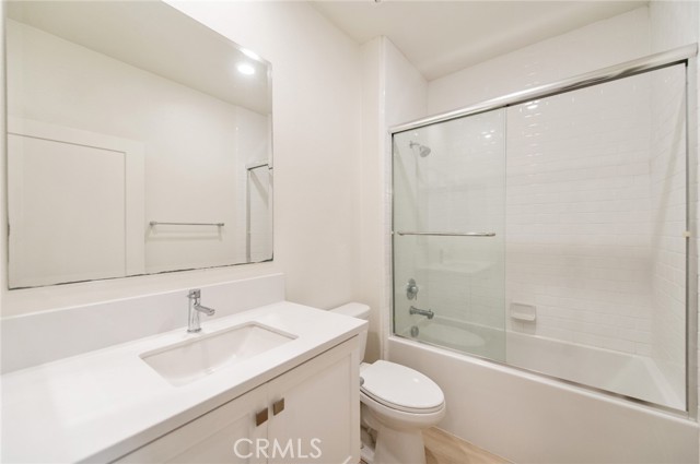 Detail Gallery Image 16 of 27 For 112 Stellar, Irvine,  CA 92618 - 3 Beds | 3/1 Baths