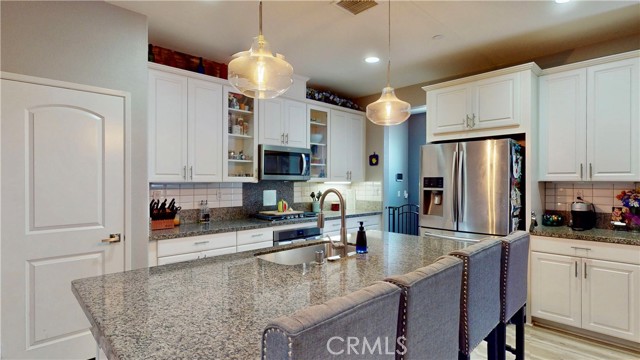 Detail Gallery Image 6 of 20 For 29121 Black Oak, Lake Elsinore,  CA 92530 - 3 Beds | 2 Baths