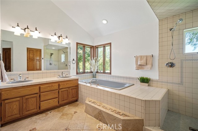 Detail Gallery Image 23 of 64 For 19750 Avenida Rosella, Murrieta,  CA 92562 - 5 Beds | 4 Baths