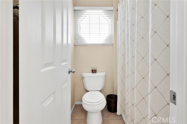 Detail Gallery Image 37 of 55 For 13798 Misty, Victorville,  CA 92392 - 5 Beds | 4 Baths