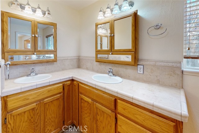 Detail Gallery Image 33 of 54 For 2 Linda, Oroville,  CA 95966 - 3 Beds | 2 Baths