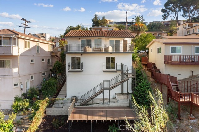 1023 Mooney Drive, Monterey Park CA: https://media.crmls.org/medias/b0b3cca0-0e45-4864-8a5a-c8f740fb2f6b.jpg