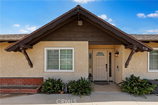 Detail Gallery Image 5 of 45 For 758 7th St, Norco,  CA 92860 - 3 Beds | 2 Baths