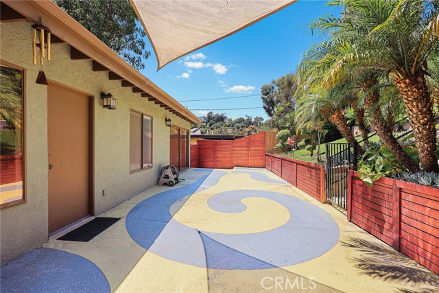 Detail Gallery Image 27 of 43 For 4049 Camino Real, Los Angeles,  CA 90065 - 3 Beds | 2 Baths