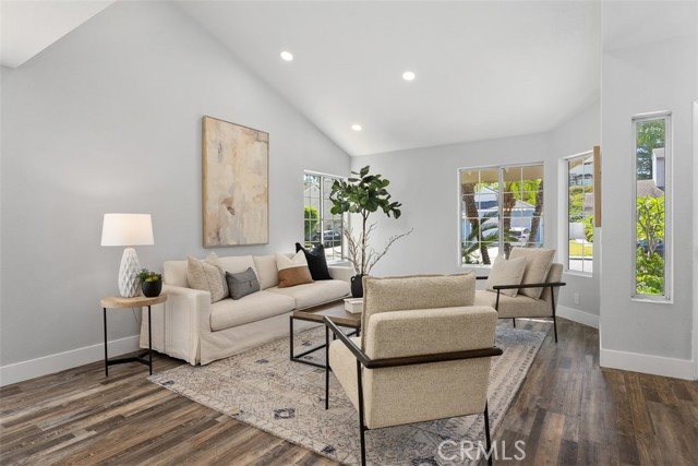 21321 Spruce, Mission Viejo CA: https://media.crmls.org/medias/b0b4a291-07f9-4520-bf5a-ef534dcd3edf.jpg