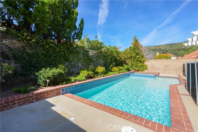 Detail Gallery Image 32 of 34 For 12067 Turtle Springs Ct, Porter Ranch,  CA 91326 - 3 Beds | 2/1 Baths