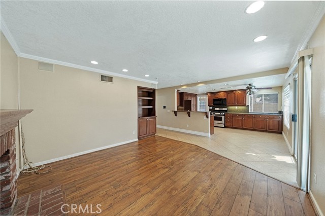 Detail Gallery Image 15 of 43 For 10059 Rock Hill, Moreno Valley,  CA 92557 - 4 Beds | 3 Baths