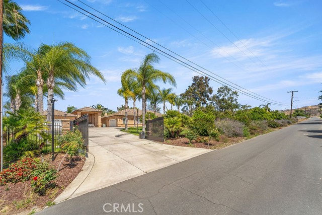 Image 1 of 51 For 2189 Myers Street