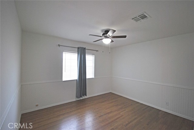 10622 Zelzah Avenue, Granada Hills CA: https://media.crmls.org/medias/b0b67237-c753-4676-97c1-274e07db4790.jpg