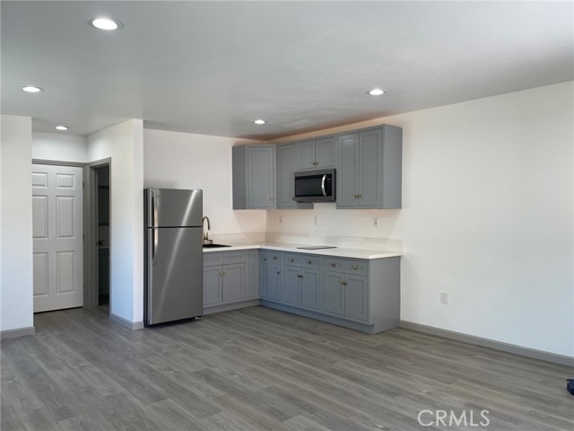 Detail Gallery Image 4 of 12 For 460 N Mountain Ave #B,  Claremont,  CA 91711 - 0 Beds | 1 Baths