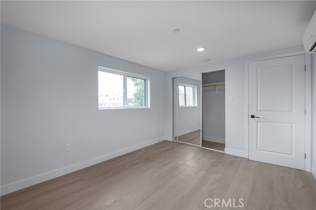 3301 Obama Boulevard, Los Angeles CA: https://media.crmls.org/medias/b0b73d15-0d1c-4b3d-a421-8b679bad00ed.jpg