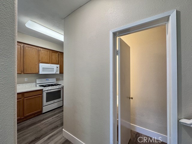 Detail Gallery Image 11 of 43 For 30455 Buccaneer Bay a,  Murrieta,  CA 92563 - 3 Beds | 2/1 Baths