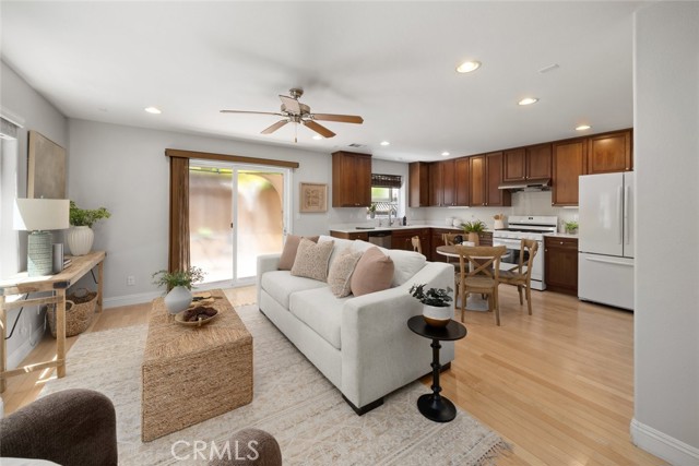 1012 La Costa Court, Atascadero CA: https://media.crmls.org/medias/b0b80d46-35ff-4d8b-a782-268fb3c453f4.jpg