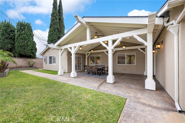 7390 Blackhawk Circle, Buena Park CA: https://media.crmls.org/medias/b0b80ea7-c4f1-4cc7-9400-cecc22ed1737.jpg