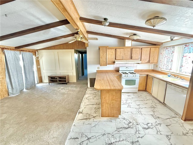 Detail Gallery Image 7 of 19 For 3800 W Wilson #41,  Banning,  CA 92220 - 2 Beds | 2 Baths
