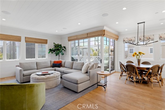 Detail Gallery Image 5 of 54 For 443 23rd Pl, Manhattan Beach,  CA 90266 - 3 Beds | 3/1 Baths