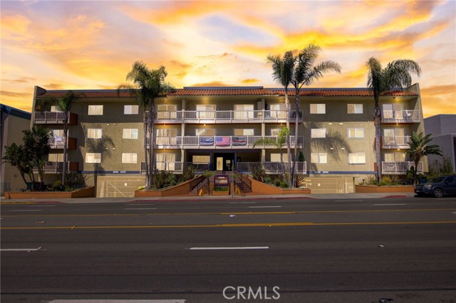 1707 Pacific Coast, Hermosa Beach, California 90254, 1 Bedroom Bedrooms, ,1 BathroomBathrooms,Residential,Sold,Pacific Coast,SB23052533