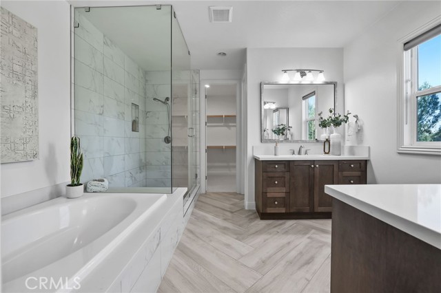 Detail Gallery Image 27 of 51 For 63 Berna, Lake Forest,  CA 92630 - 5 Beds | 4 Baths