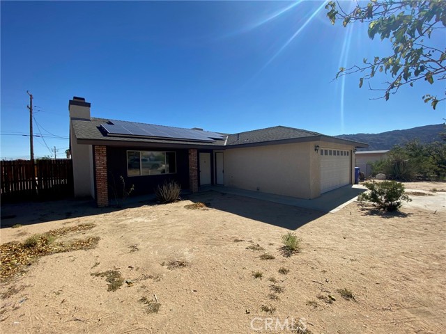 Detail Gallery Image 2 of 14 For 6039 Encelia, Twentynine Palms,  CA 92277 - 3 Beds | 2 Baths