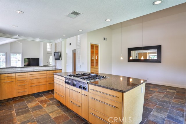 Detail Gallery Image 25 of 67 For 1921 Avenida Monte Vista, San Dimas,  CA 91773 - 3 Beds | 2 Baths