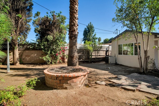 Detail Gallery Image 23 of 26 For 7635 Fallbrook Ave, West Hills,  CA 91304 - 4 Beds | 3 Baths