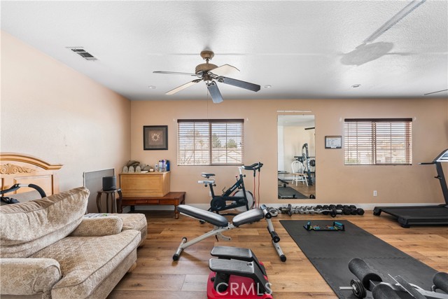 Detail Gallery Image 34 of 50 For 5522 Lighthouse Ln, Palmdale,  CA 93552 - 6 Beds | 3 Baths