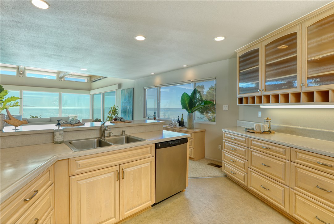 Detail Gallery Image 27 of 70 For 307 Indio Dr, Pismo Beach,  CA 93449 - 3 Beds | 2/1 Baths