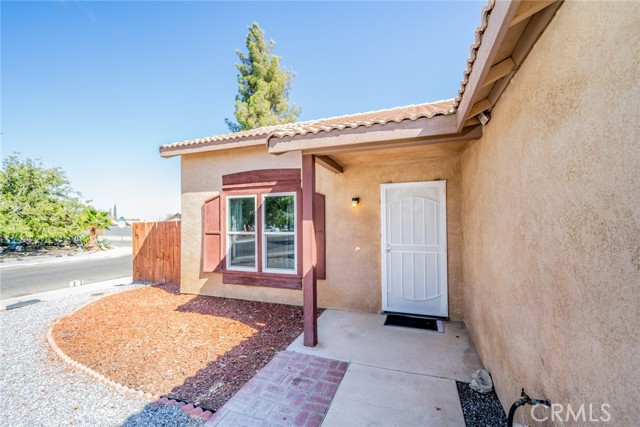 Detail Gallery Image 4 of 32 For 14691 Dana St, Adelanto,  CA 92301 - 2 Beds | 1 Baths