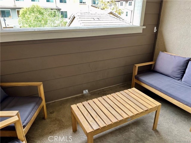 1006 Newberry Lane, Claremont CA: https://media.crmls.org/medias/b0bcc497-2ab0-4898-ac80-1ff226f7475a.jpg