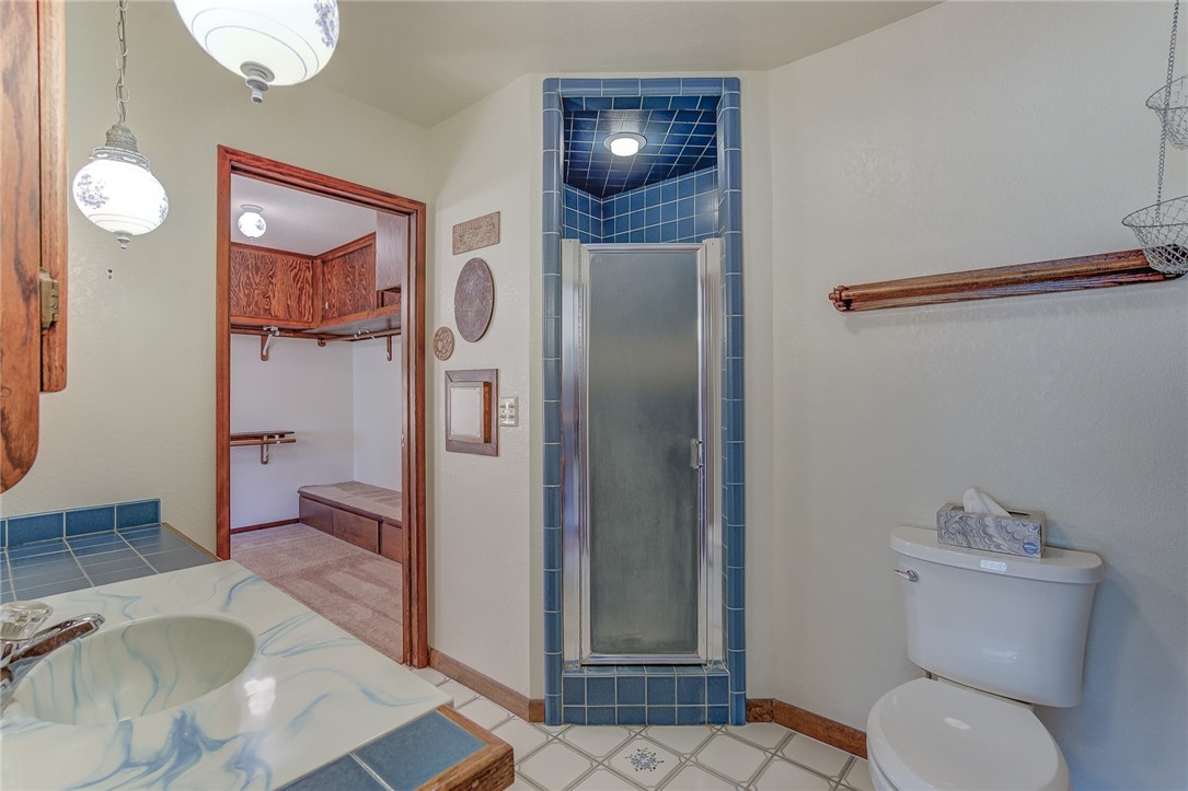 Detail Gallery Image 43 of 73 For 9809 N. Old Stage Road, Weed,  CA 96094 - 4 Beds | 3/1 Baths