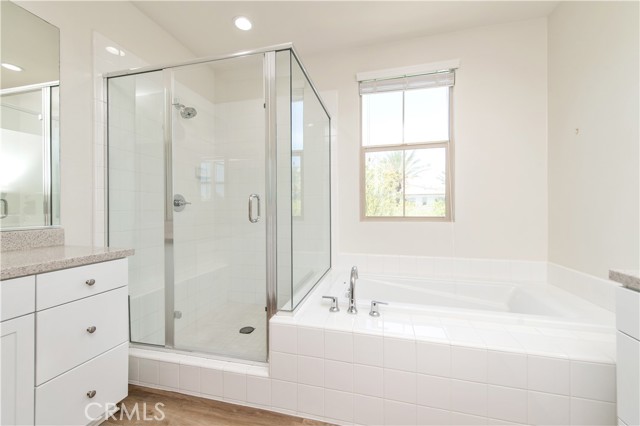 Detail Gallery Image 16 of 41 For 906 El Paseo, Lake Forest,  CA 92610 - 3 Beds | 2/1 Baths